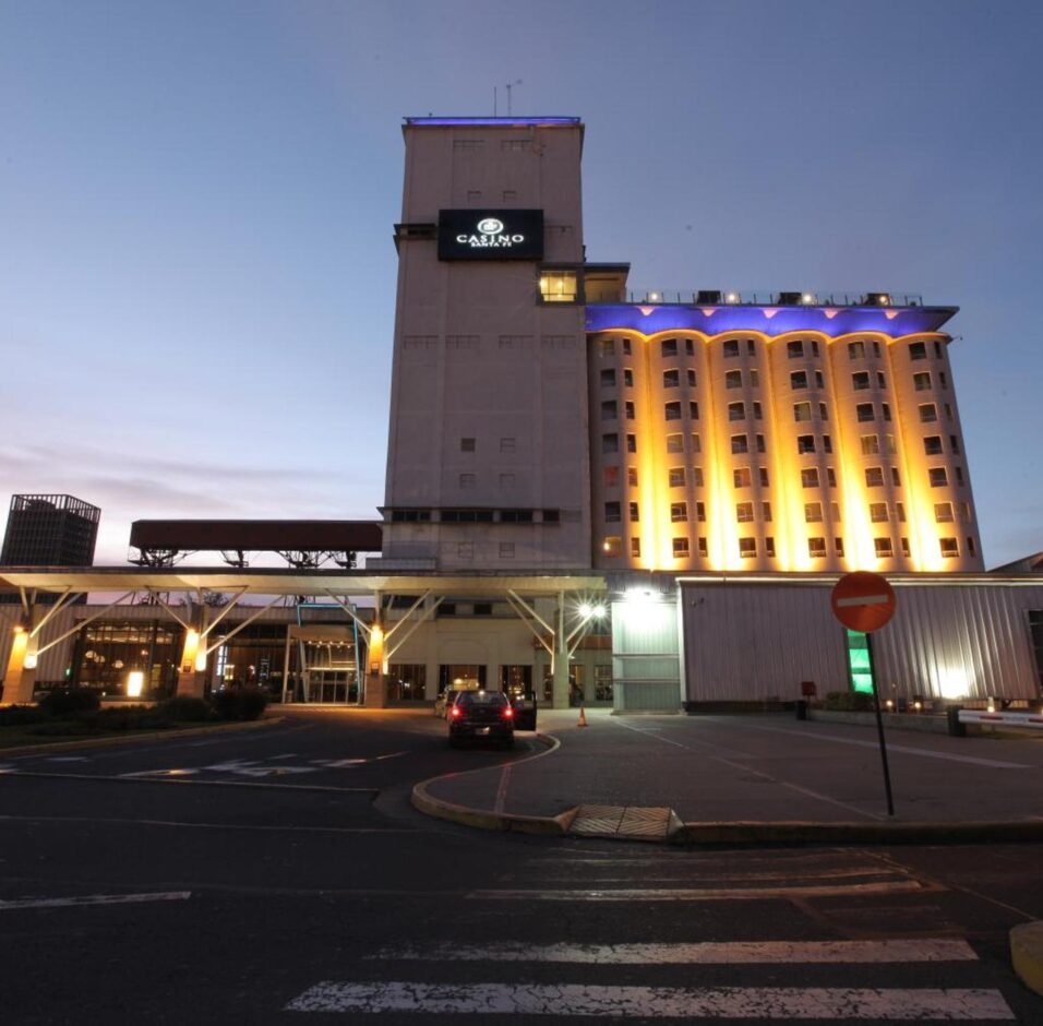 Hotel Los Silos y Casino Puerto 